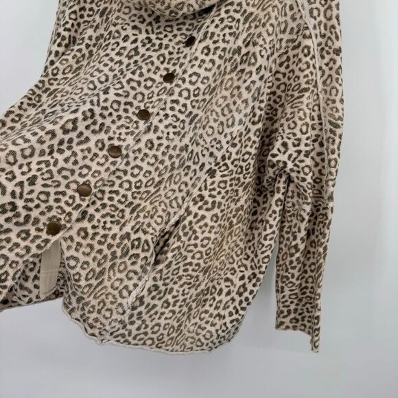 We The Free Womens Leopard Print top jacket Cardigan size Medium knit Cotton - Picture 12 of 16